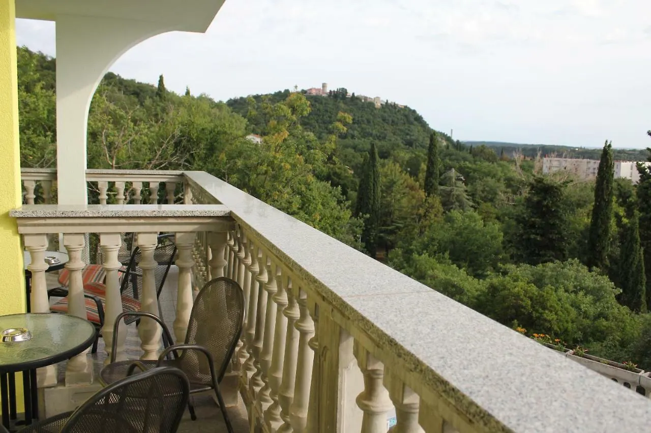 Apartment Primavera Omisalj